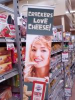 /crackers_love_cheese.jpg
